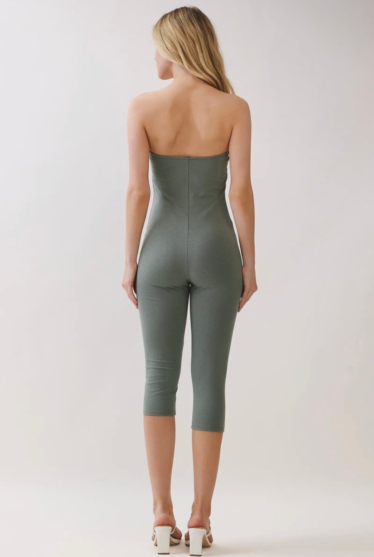 Mono Capri Strapless