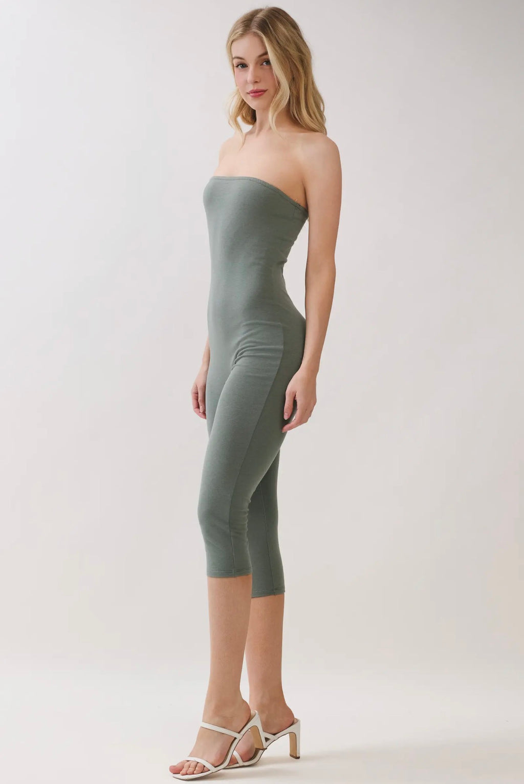 Mono Capri Strapless